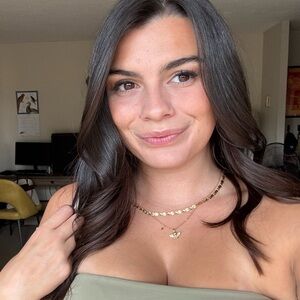 Meet your Posher, Vicki